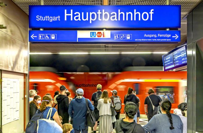 Nahverkehr in der Region Stuttgart: Wie  viele sind 2022 mit Bus und Bahn gefahren?