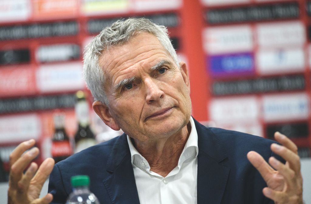 Wolfgang Dietrich war seit Oktober 2016 Präsident des VfB Stuttgart. Im Juni 2017 wurde unter seiner Regie die Profifußballsparte in einer AG ausgegliedert. Am 15. Juli 2019 legte der 70-Jährige das Amt des VfB-Präsidenten sowie den Aufsichtsratsvorsitz der VfB Stuttgart 1893 AG nieder.