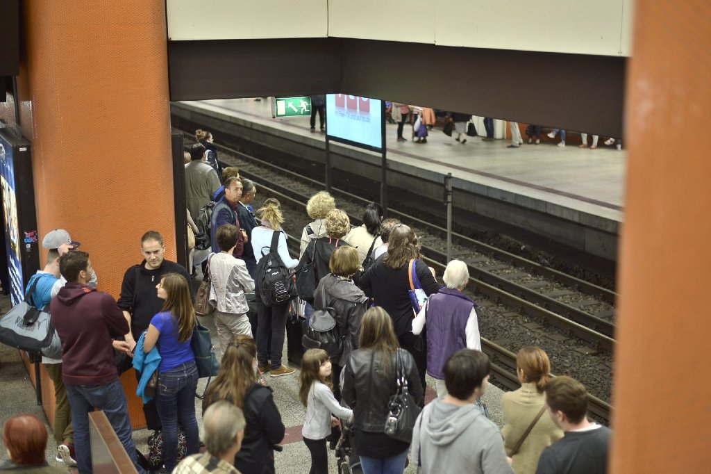 Von Mittwoch, 14 Uhr, bis Donnerstag, 4 Uhr, streiken die Lokführer. Im Stuttgarter S-Bahnverkehr kann es auch nach Streikende zu Verspätungen und Ausfällen kommen