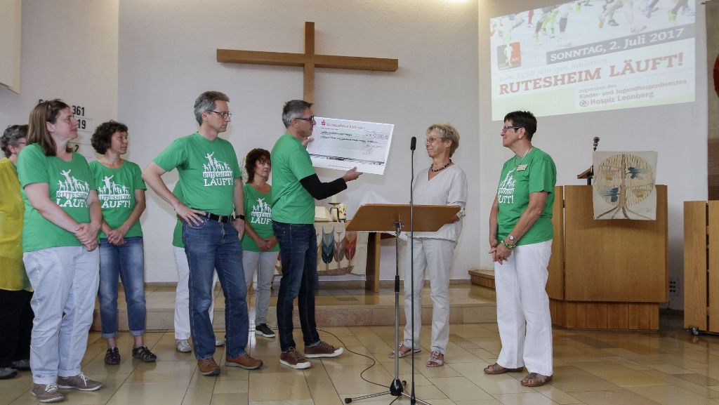 Sponsorenlauf in Rutesheim: 12 000 Euro sind der  Lohn für 50 gelaufene Kilometer