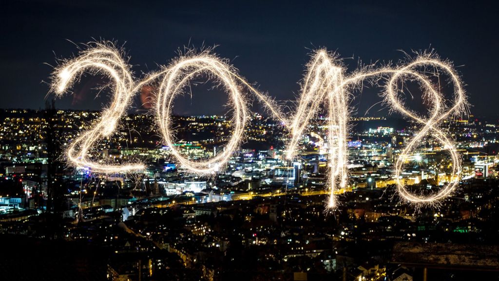 Trend auf Twitter: Lustige Vorschläge für den perfekten Start ins neue Jahr