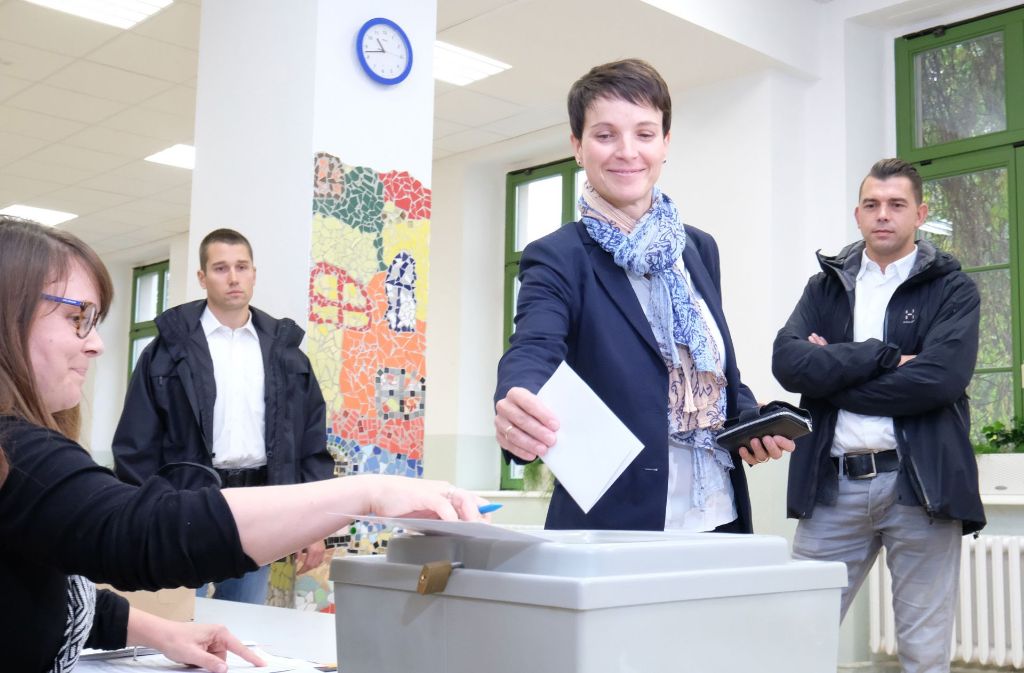 Frauke Petry, Bundesvorsitzende der Partei Alternative für Deutschland (AfD), hat in Leipzig abgestimmt.