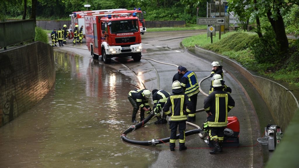 Baden-Württemberg: Heftiger Regen und Hochwasser zu Pfingsten
