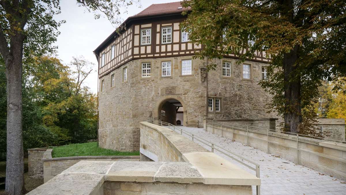 Sachsenheimer Wahrzeichen saniert: Das Wasserschloss ist wieder wachgeküsst