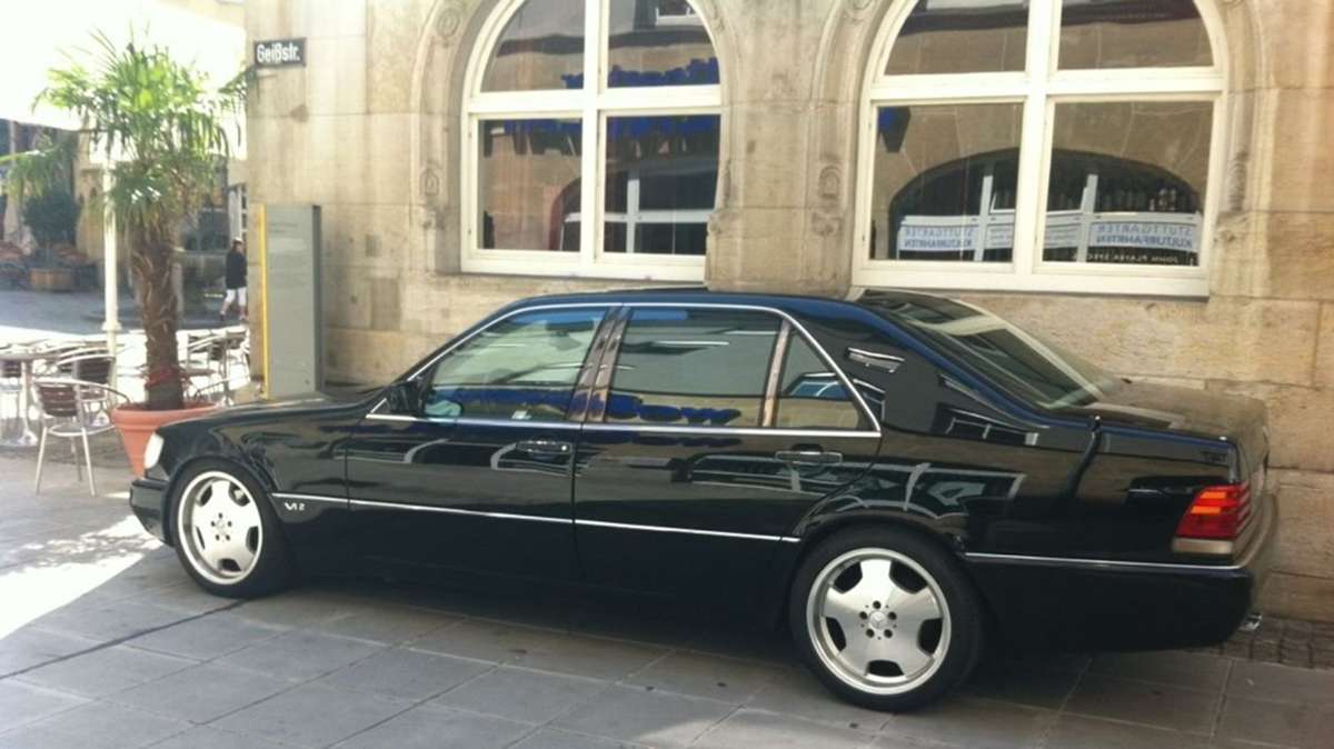 Dieser Mercedes 600, Baujahr 1992, hat eine kasachische Vergangenheit.