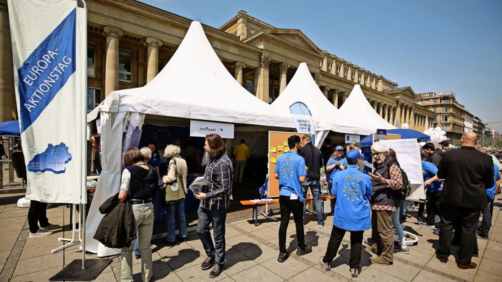 Aktionstag auf dem Schlossplatz in Stuttgart: Wie sieht das Leben in Europa aus