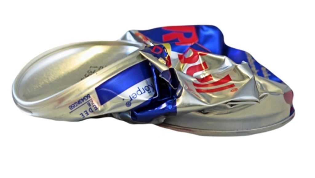  Red Bull klagt gegen das Patent eines Kleinunternehmers – ohne Erfolg. Dennoch hat der Getränkehersteller versucht, die ungeliebte Marke „Fucking Red“ stark einzuschränken. 