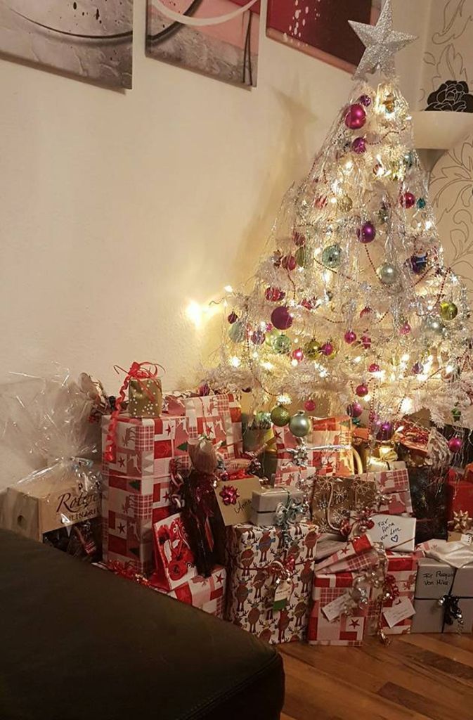 Gaetana Polizzi Sciarratta hat uns über Facebook die poppige Variante des Weihnachtsbaums geschickt.