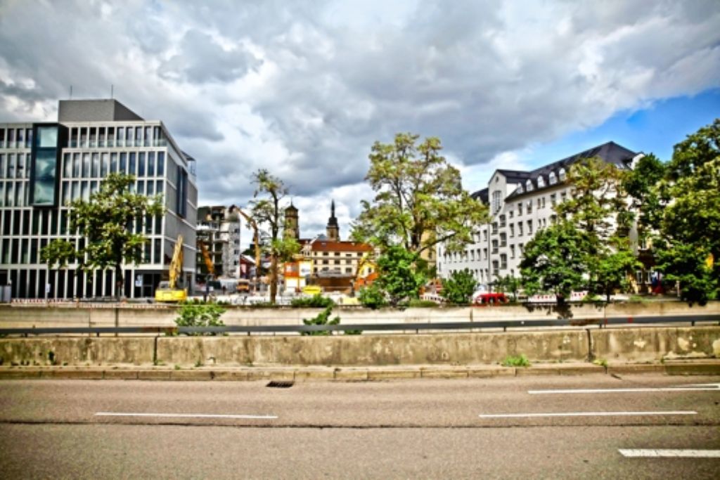 Auf den Nachfolger  von Matthias Hahn warten gewaltige Aufgaben, wie an dieser Ansicht der Stuttgarter City zu sehen. Foto: Peter Petsch