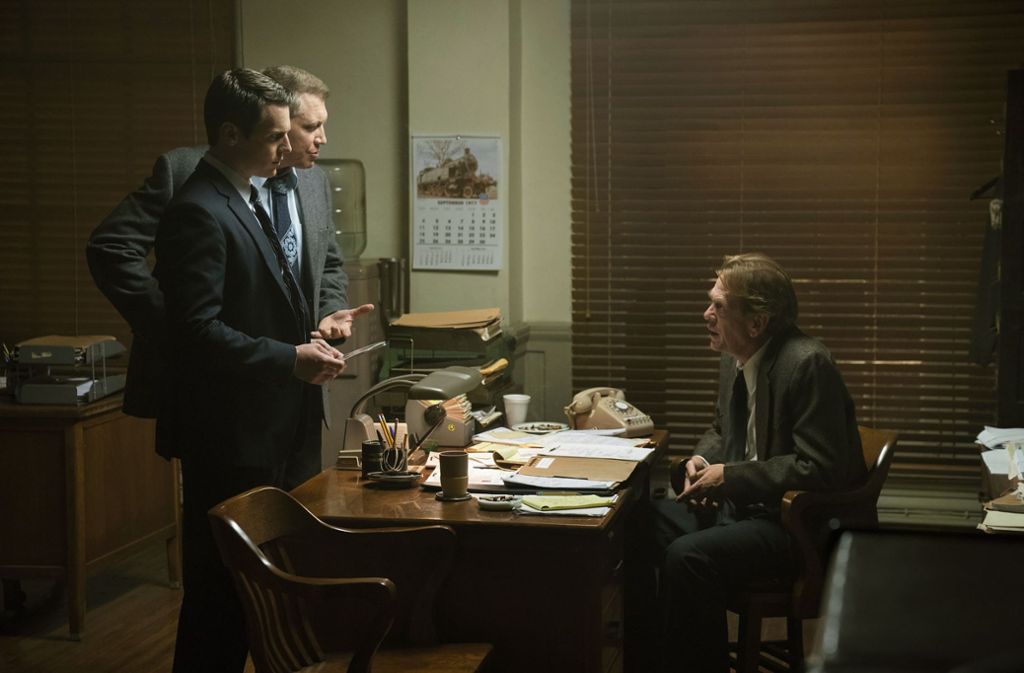 Szenenfoto aus „Mindhunter: Jonathan Groff (vorne), Holt McCallany und Thomas Francis Murphy