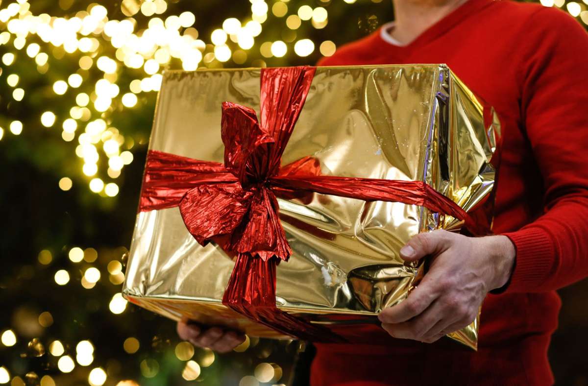 Welche Geschenke liegen bald unterm Weihnachtsbaum und warten darauf, ausgepackt zu werden?