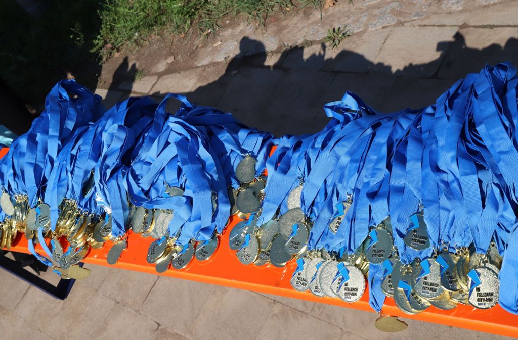 Jeder Läufer bekam eine Medaille.