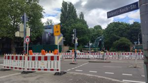 Robert-Koch-Straße in Stuttgart-Vaihingen: Baustelle versperrt sicheren Weg zur Kita – Stadt verspricht Abhilfe