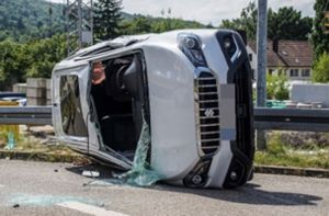 Unfall mit drei verletzten Personen in Leonberg