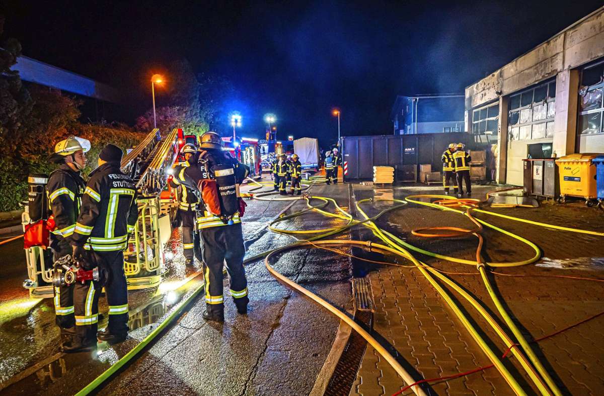 Ende September brennt in Stammheim eine Schreinerei. Foto: Alexander Hald/7aktuell (Archiv)