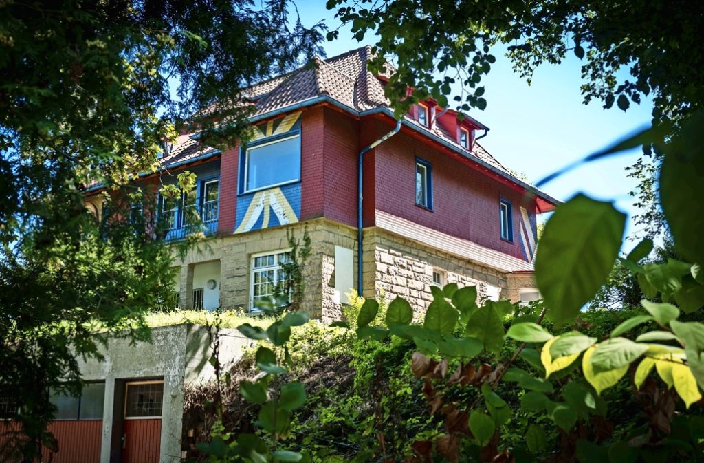 Der Wohn- und Arbeitsort an der Hasenbergsteige 65 von Otto Herbert Hajek (1927–2005) – ein einzigartiger Standort über der Stadt, das farbigste Haus Stuttgarts,