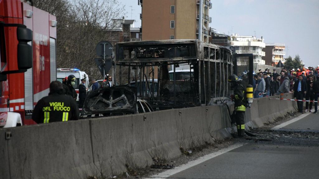 Italien: Polizei befreit 51 Schüler aus Gewalt ihres Busfahrers