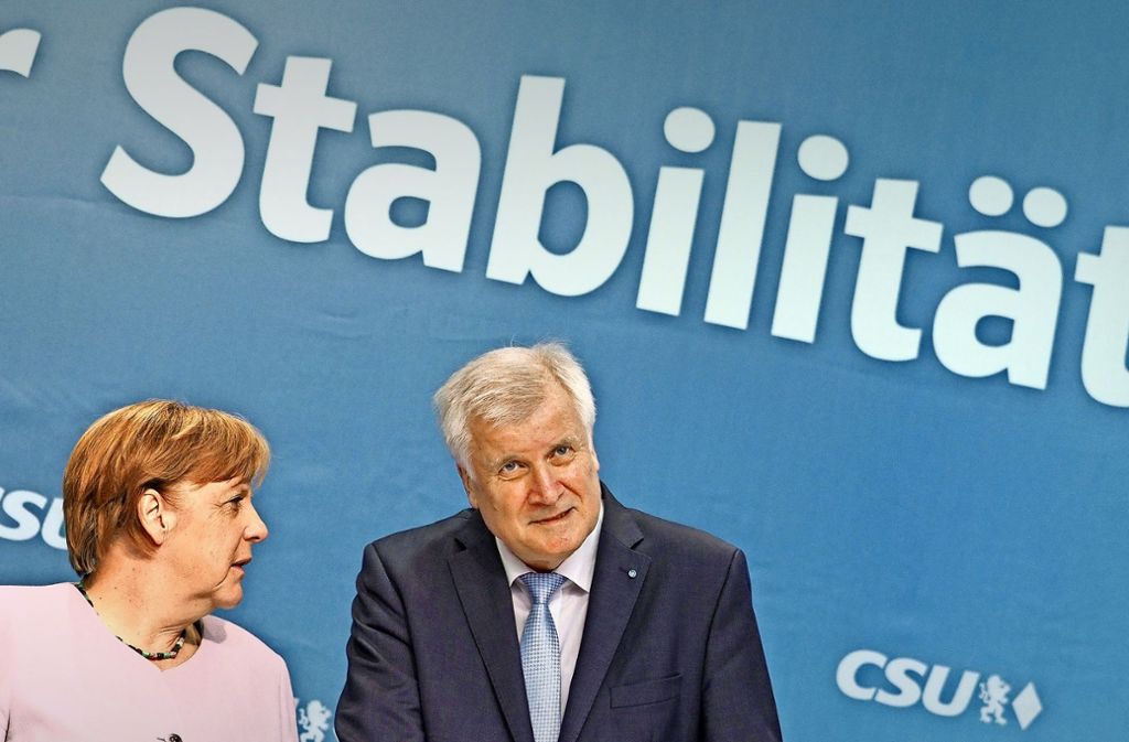Schon lange haben  Angela Merkel und Horst Seehofer streiten regelmäßig miteinander  – doch nun droht eine Eskalation. Foto: dpa