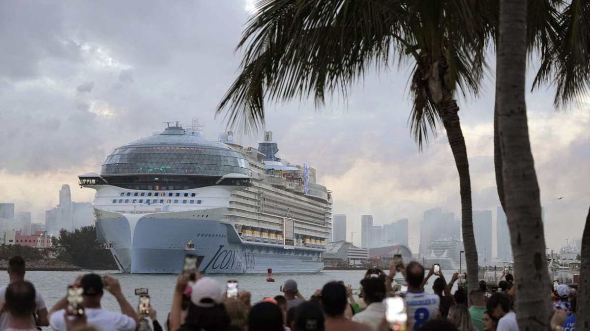 USA: Größtes Kreuzfahrtschiff der Welt bricht zu erster Kreuzfahrt auf