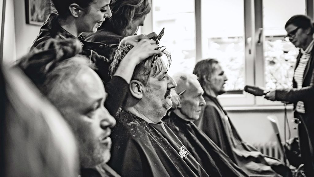Barber Angels Brotherhood: Die Bruderschaft der Friseur-Engel schwebt ein
