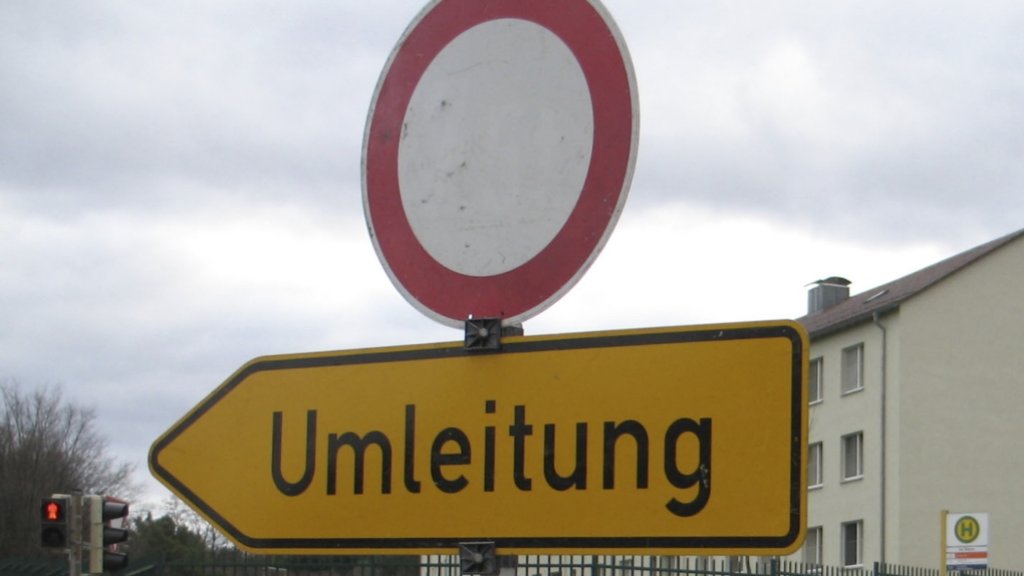 Leonberg: Hirschlander Straße wegen Kanalarbeiten gesperrt