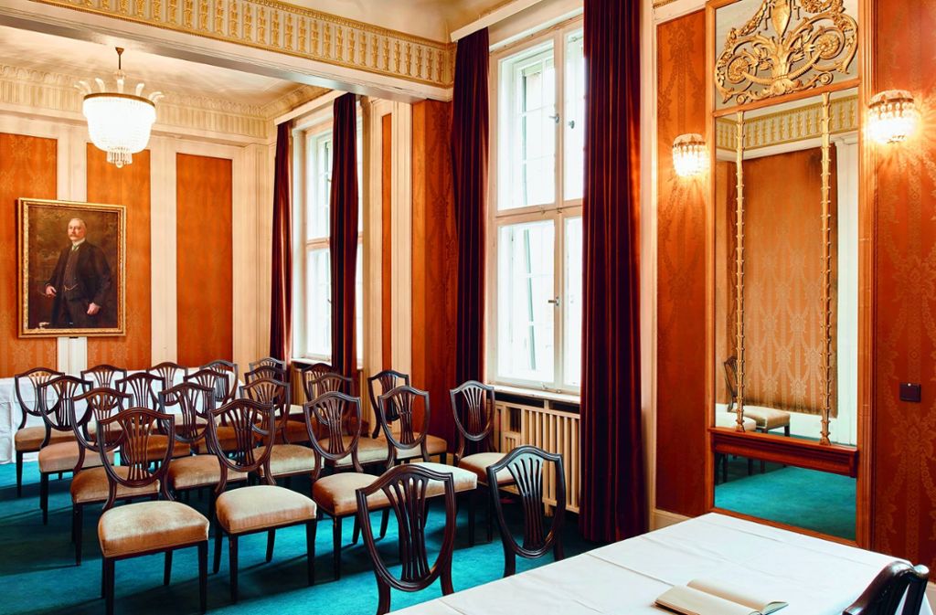 Das Opernhaus im Schlossgarten öffnet seine Pforten nicht nur für sein Publikum, auch Brautpaare haben die Möglichkeit, sich im wunderbaren Ambiente des ehemaligen königlichen Salons das Jawort zu geben.