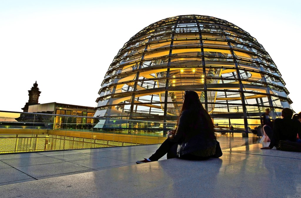 Die Kuppel des Reichstags: Hier in den Bundestag wollen fünf Bewerber für die CDU einziehen.