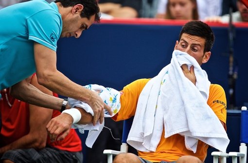 Novak Djokovic fühlte sich bei seinem Match gegen den Franzosen Jérémy Chardy beim Masters in Montreal von einem Haschisch-rauchenden Zuschauer gestört. Foto: EPA