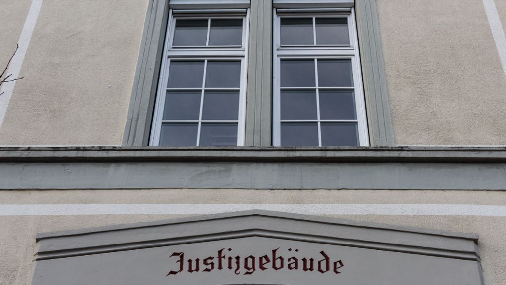 Waldshut-Tiengen: Vater schlägt Baby tot und muss elf Jahre in Haft