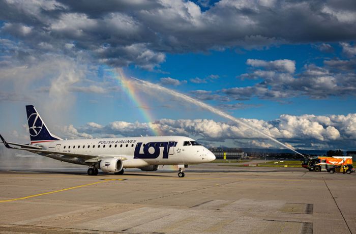 Fluggesellschaft LOT startet in Stuttgart wieder