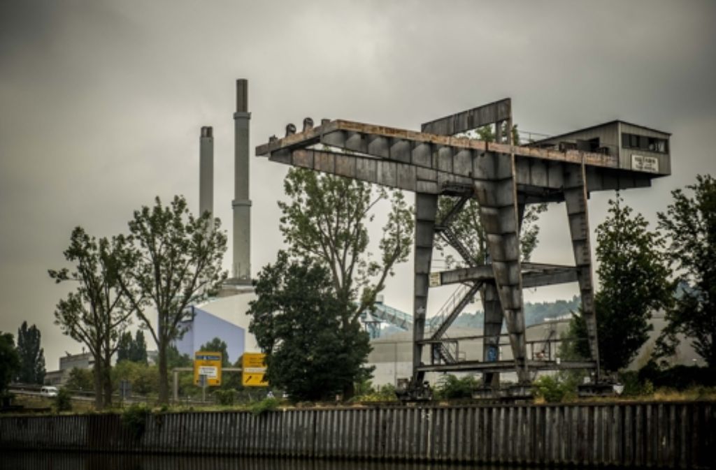 Die riesige Fläche der bisherigen Kohlehalden des Kraftwerks Gaisburg werden mittelfristig frei.