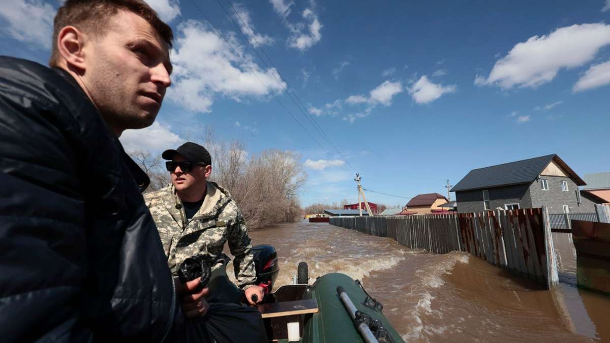 Hochwasser: Flutwelle in Russland steigt noch an