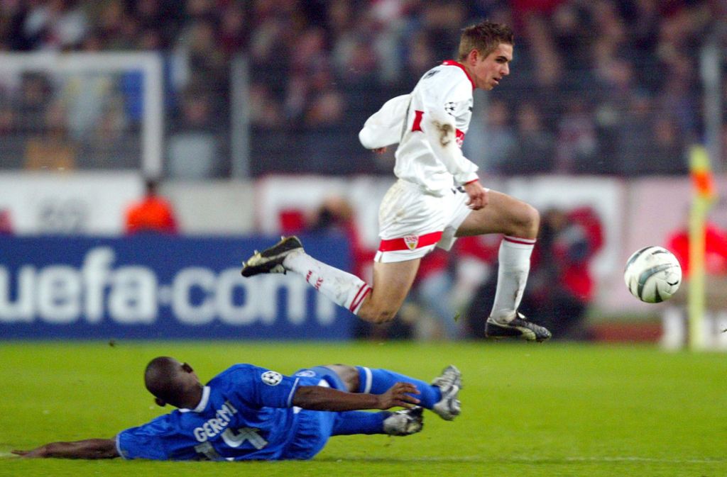 Ein Weltmeister von 2014 besetzte einst ebenfalls die Position links hinten beim VfB. Philipp Lahm bestritt 53 Bundesligaspiele für die Stuttgarter von 2003 bis 2005.