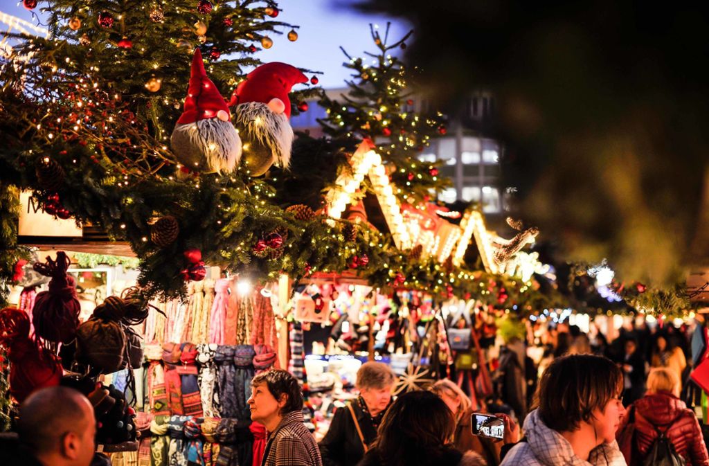 Am Montag wird auf dem Stuttgarter Weihnachtsmarkt der letzte Glühwein für dieses Jahr ausgeschenkt.