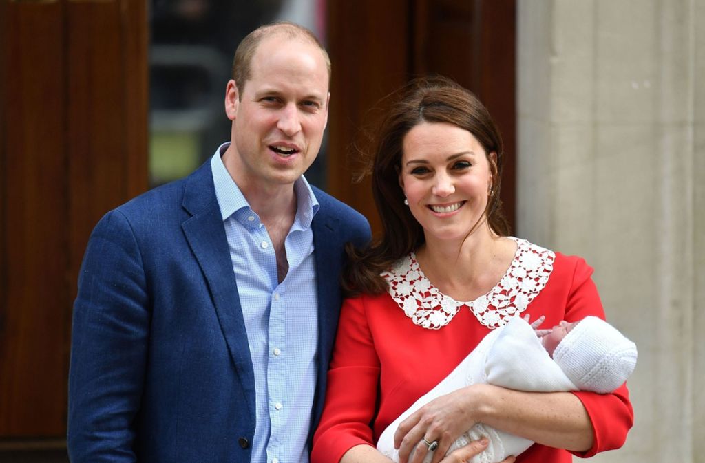 Am 23. April 2018 kam der drittgeborene Sohn von Prinz William und Herzogin Catherine in London zur Welt. Die obligatorische Taufe findet in der Kapelle des St. James Palastes statt.