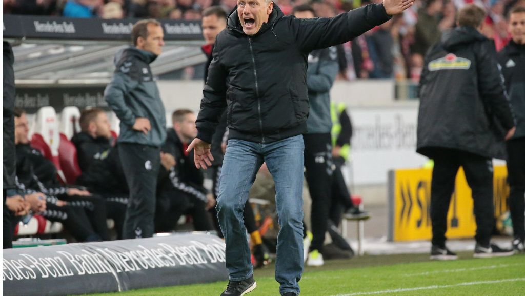 VfB Stuttgart gegen den SC Freiburg: Trainer Christian Streich tobt nach Video-Platzverweis