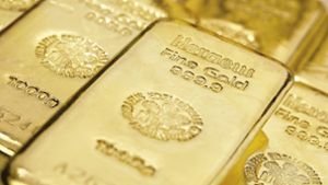 Edelmetall hoch im Kurs: Goldpreis knackt Rekordhoch, Bitcoin im Höhenflug – wie geht es weiter?