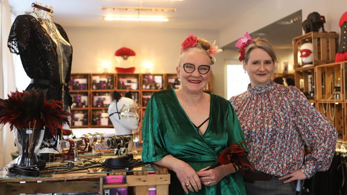 Erotik-Boutique feiert Jubiläum: Der Run auf sexpositive Partys  in Stuttgart beflügelt Frau Blum