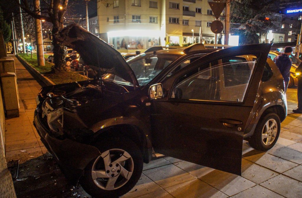 An dem Unfallwagen entstand ein Schaden von rund 5000 Euro.