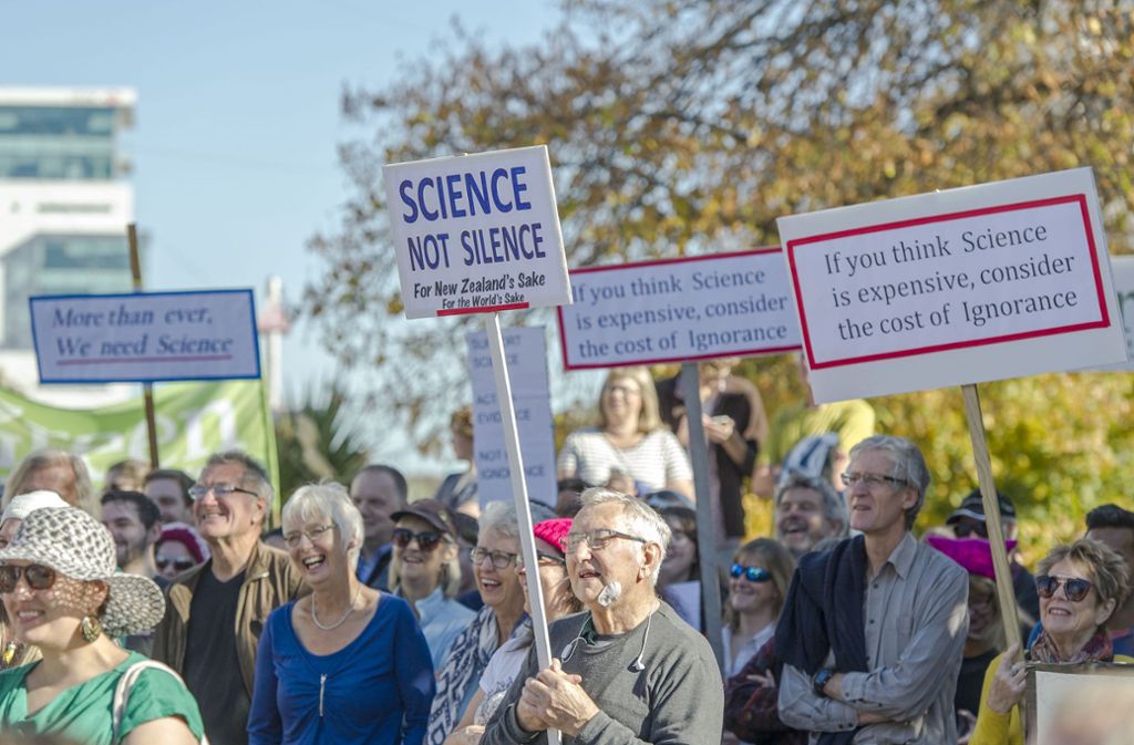 Einwohner von Christchurch (Neuseeland) beim „March for Science“.