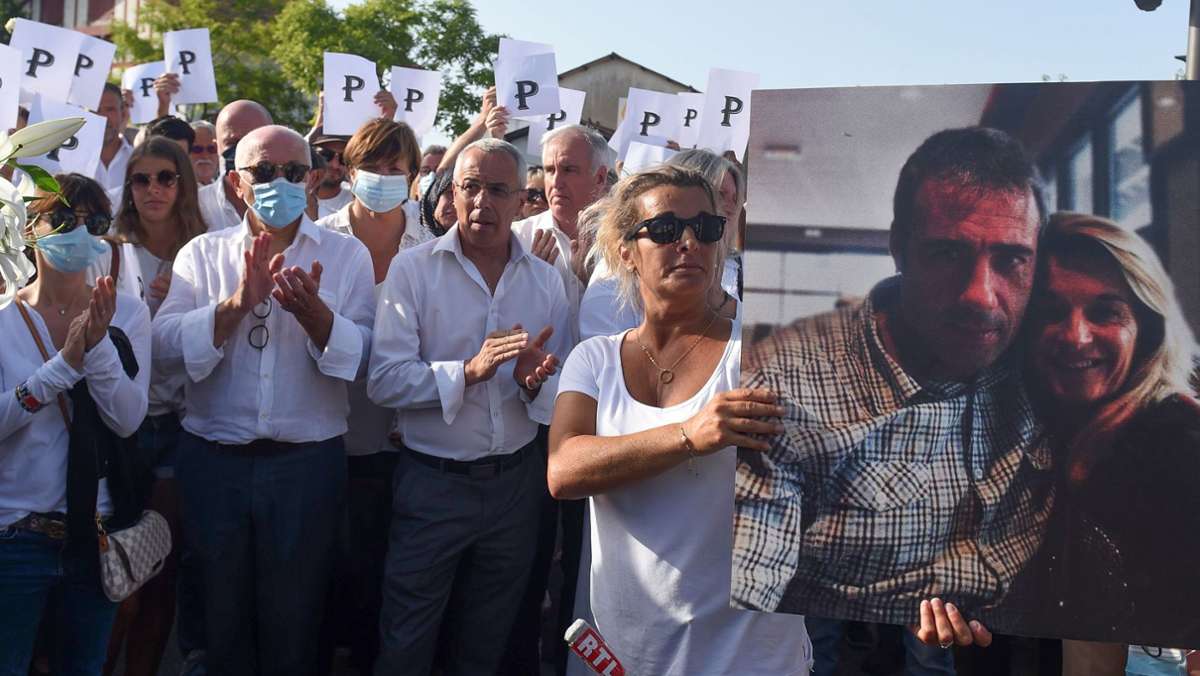 Nach Angriff wegen Masken-Streit: Busfahrer in Frankreich gestorben – Ruf nach harten Strafen