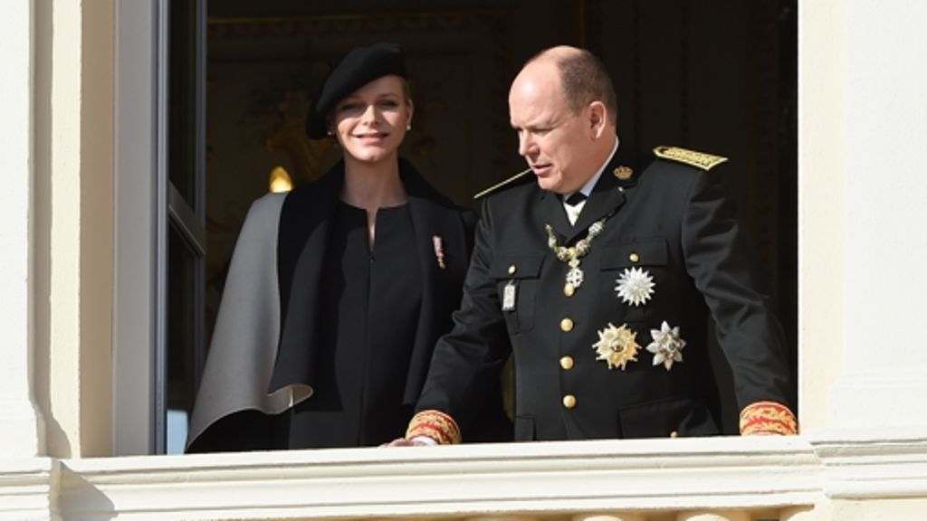 Charlène und Albert von Monaco: Die hochschwangere Fürstin zeigt sich doch
