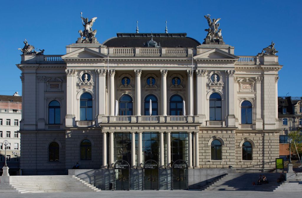 Auch in Zürich ist die Handschrift des Wiener Architekturbüros Fellner & Helmer unverkennbar.