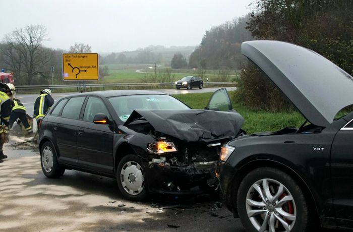 Unfall bei Renningen: Falschfahrer verursacht Frontalcrash