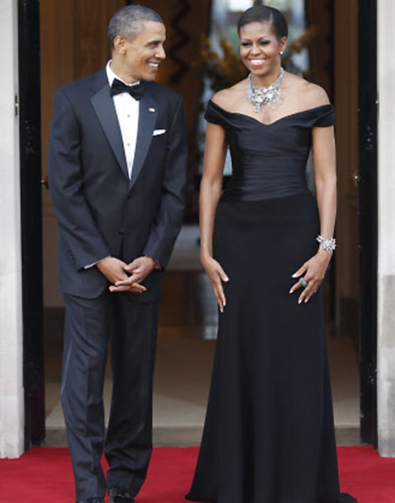 Michelle Obama war bereits die letzten vier Jahre im Ranking der Vanity Fair. Dieses Mal ist die Präsidenten-Gattin mit ihrem Mann Barack das bestangezogene Pärchen der Welt.
