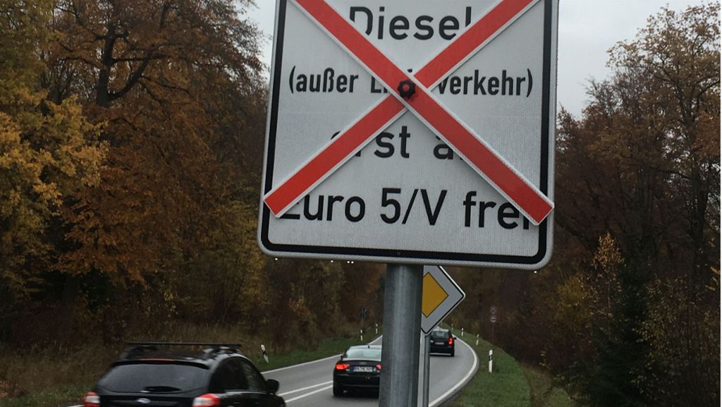 Diesel-Fahrverbot in Stuttgart: Stadt schafft neue Jobs für Bußgelder-Bearbeitung