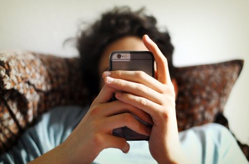 Depressive kommunizieren auch online anders als gesunde Menschen. Das könnte künftig bei der Diagnose helfen. Foto: dpa