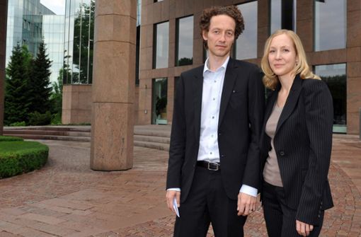 Lars und Meike Schlecker müssen jeweils zwei Jahren und sieben Monaten Haft. Foto: Stefan Puchner/dpa