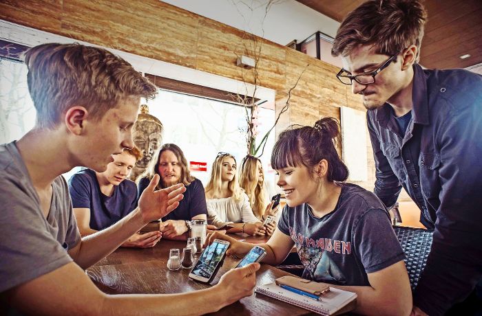 Zeitung in der Schule: Akademie für Kommunikation erzählt Snapchat-Story: Stuttgarter Lieblingsorte live erleben