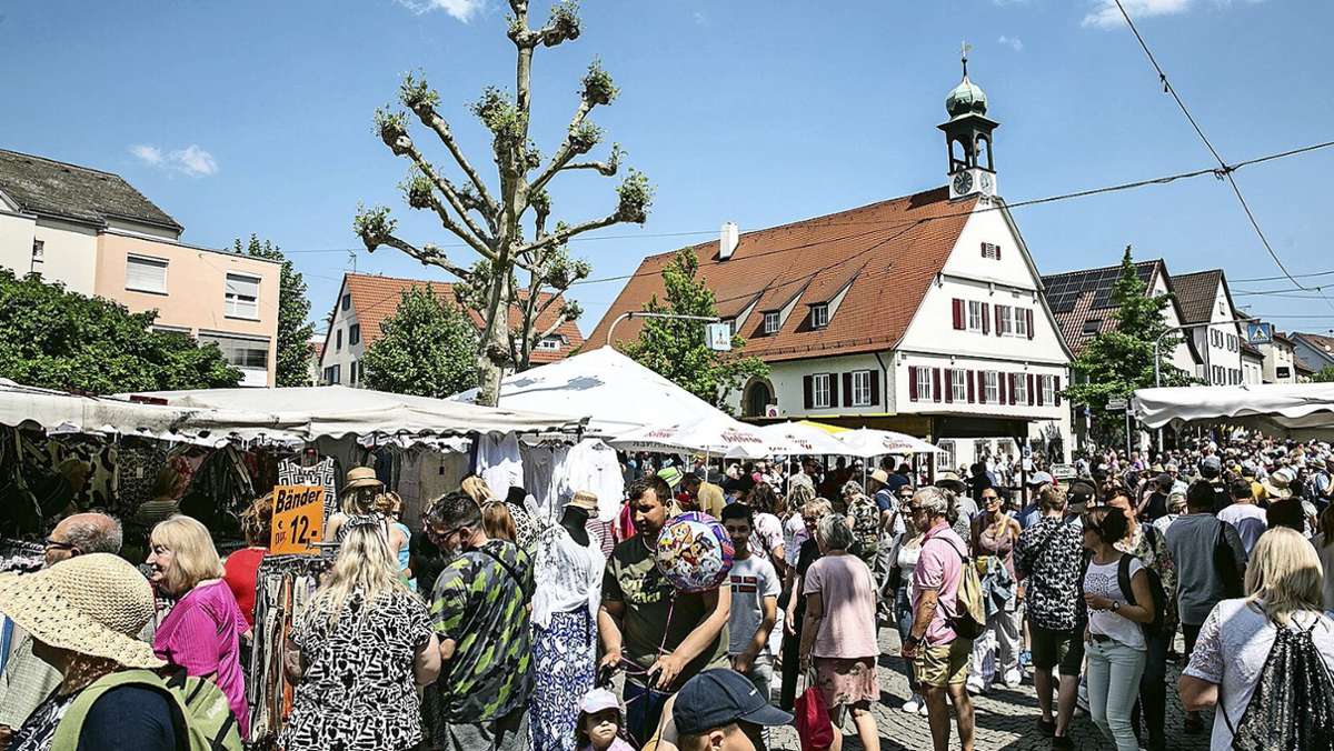 Traditionsfest in Köngen: Pfingstmarkt lockt tausende Besucher an